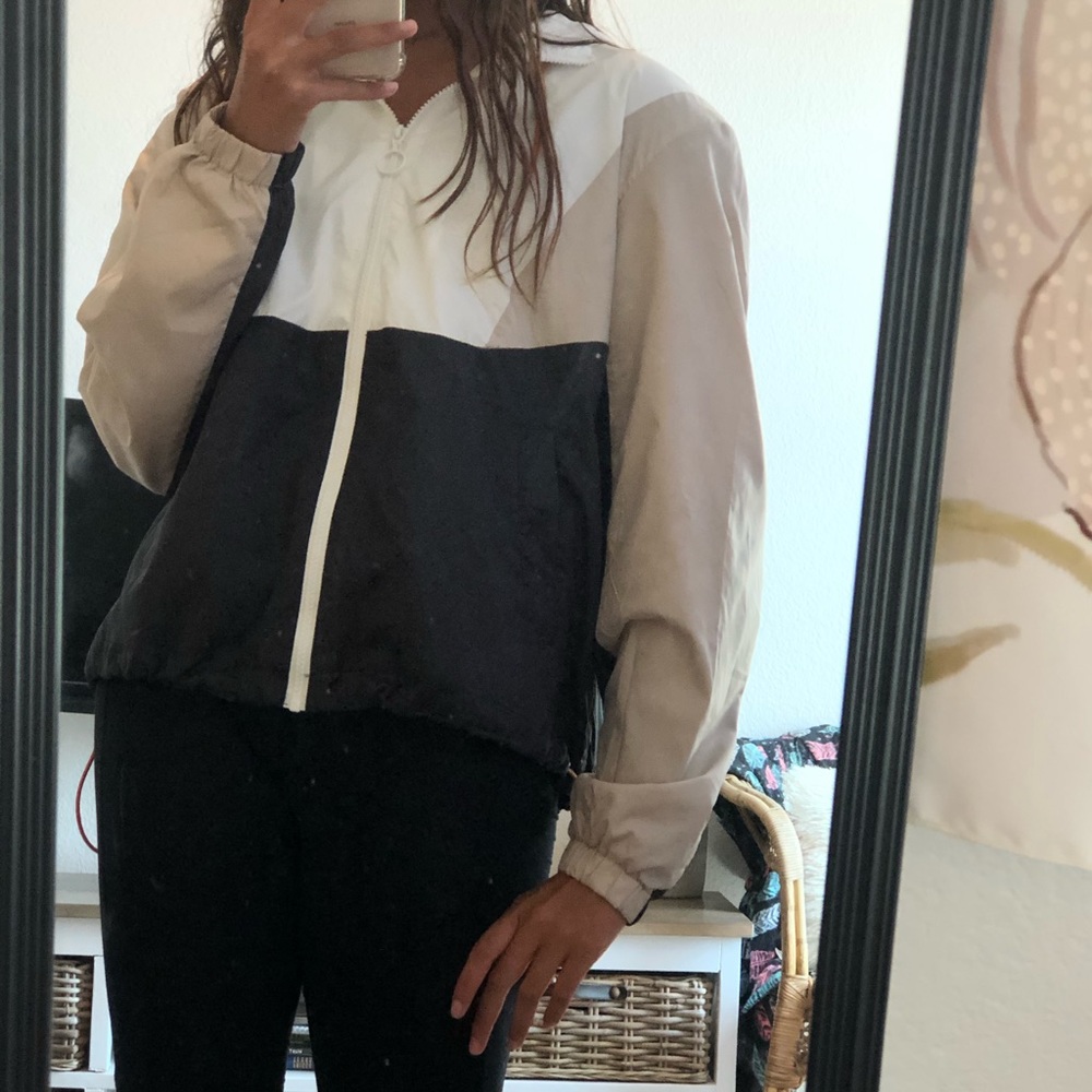 windbreaker